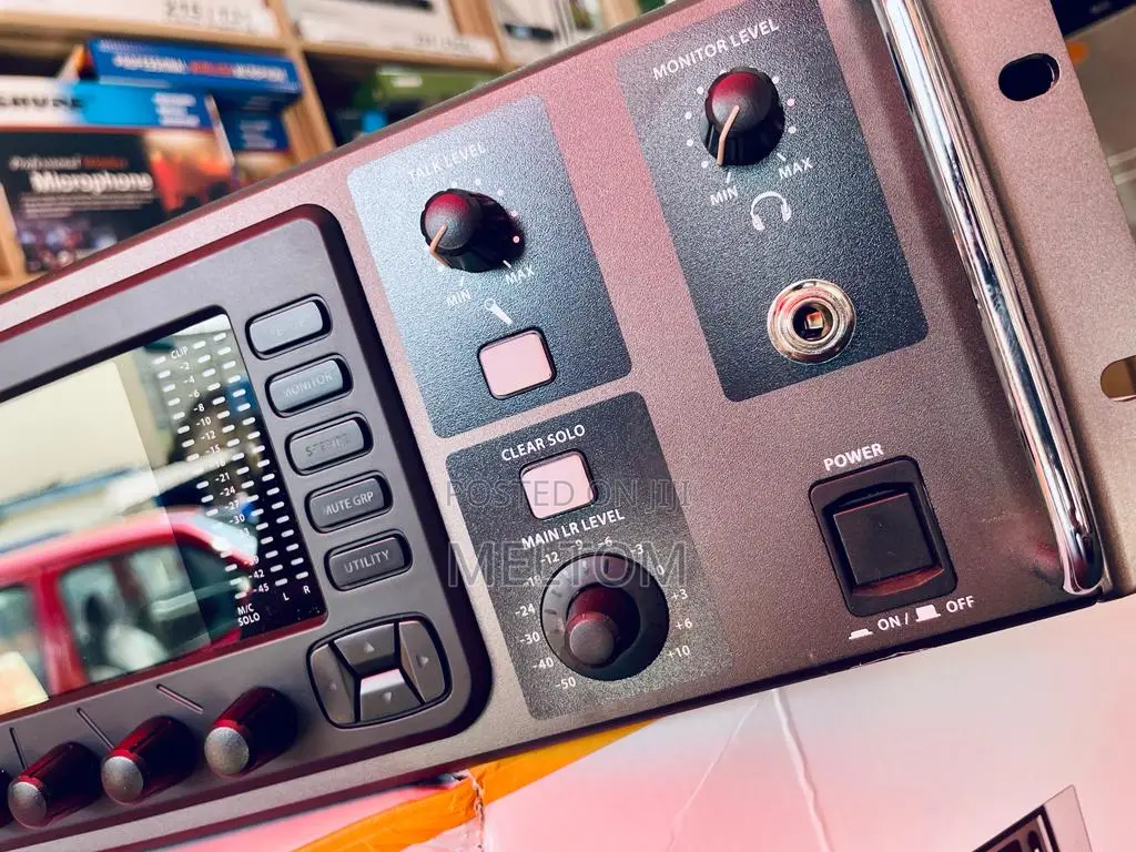 Behringer X32 Rack Powered by Midas