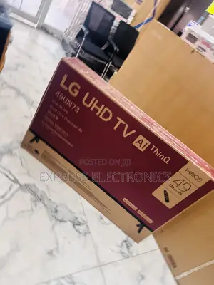 Very Cool UHD Smart Glossy Screen  49”UN7340