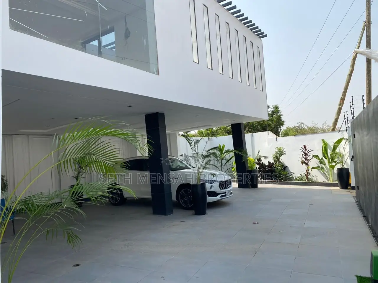 Furnished 4bdrm Mansion in Skm, Airport Residential Area for sale