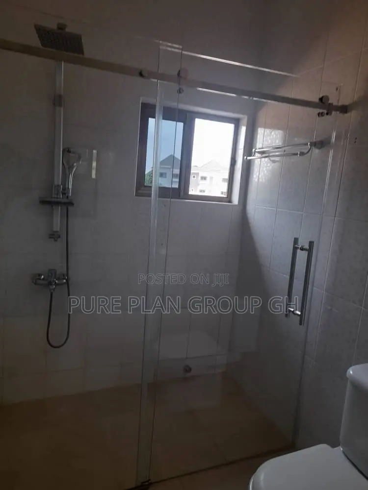 Furnished 2bdrm Apartment in Westland for rent
