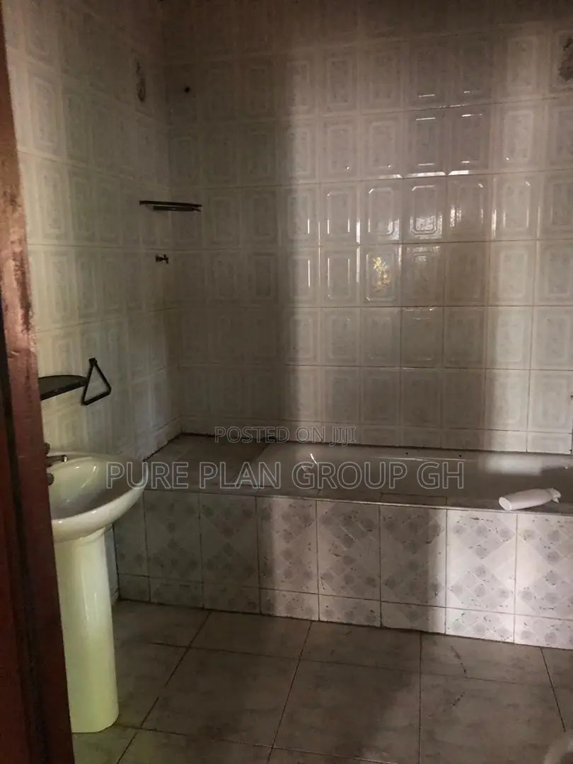 Furnished 2bdrm Apartment in Westland for rent
