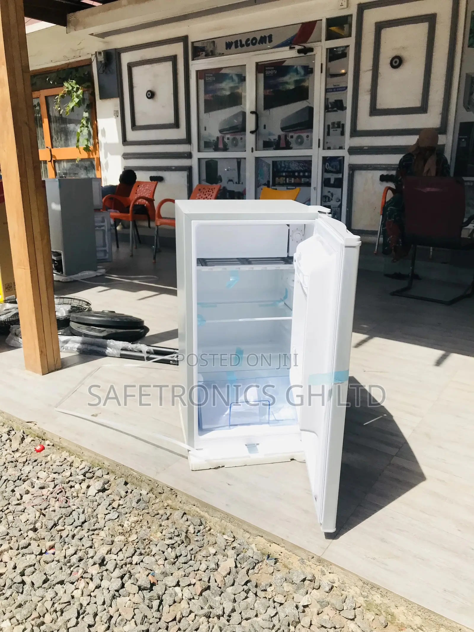 82 Liters Zara-11sd Topfreezer Singledoor Tabletop Fridge
