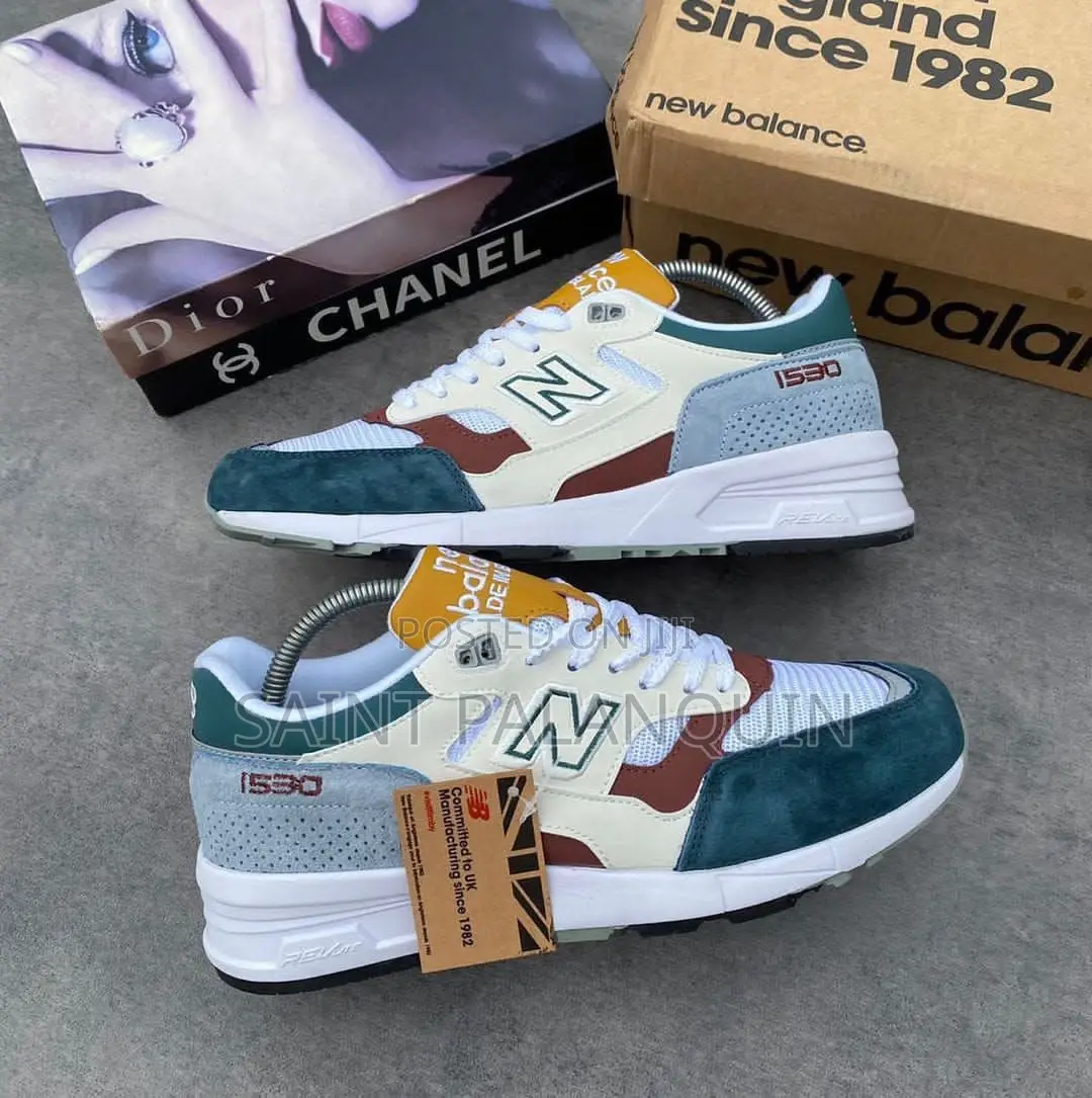 Nee Balance Sneaker