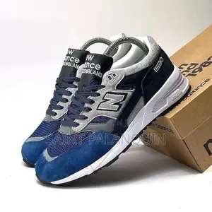 Nee Balance Sneaker