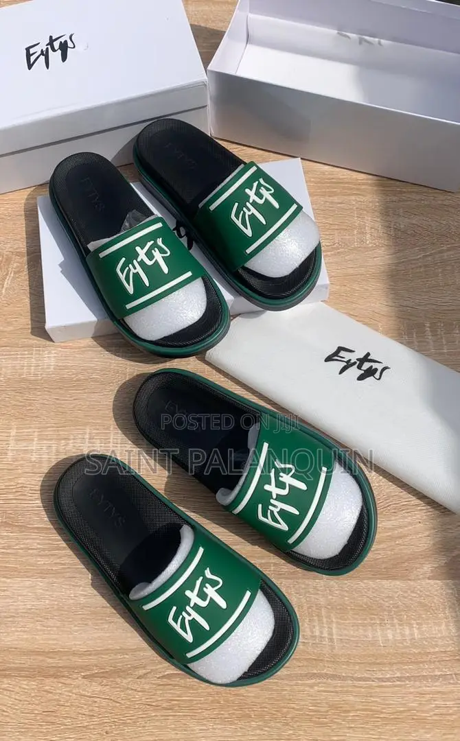 Eytys Slides