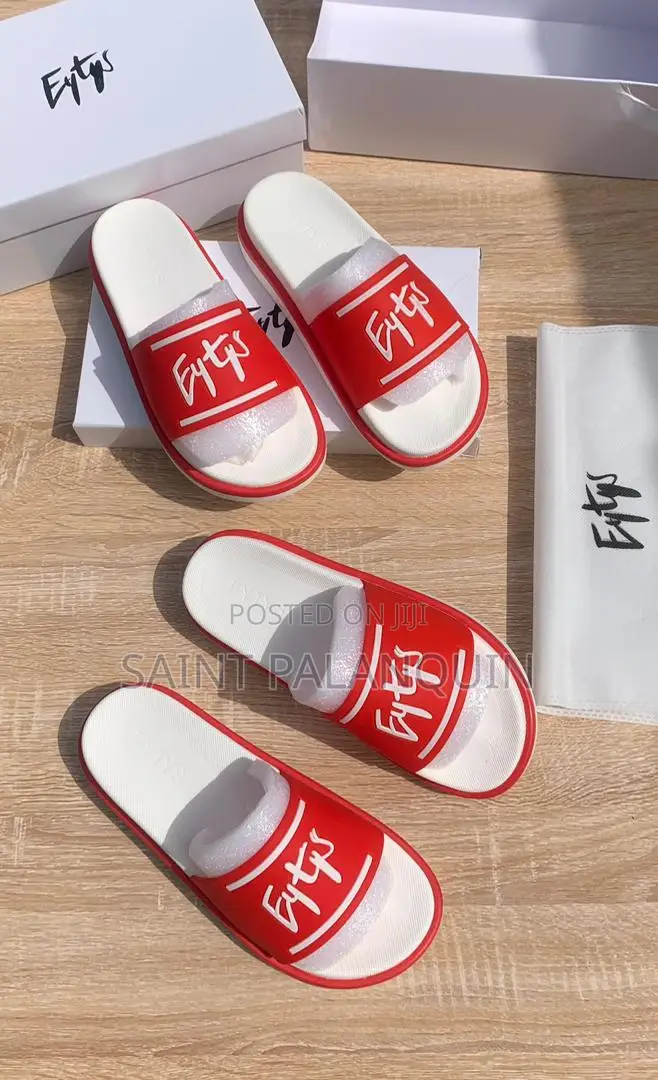 Eytys Slides
