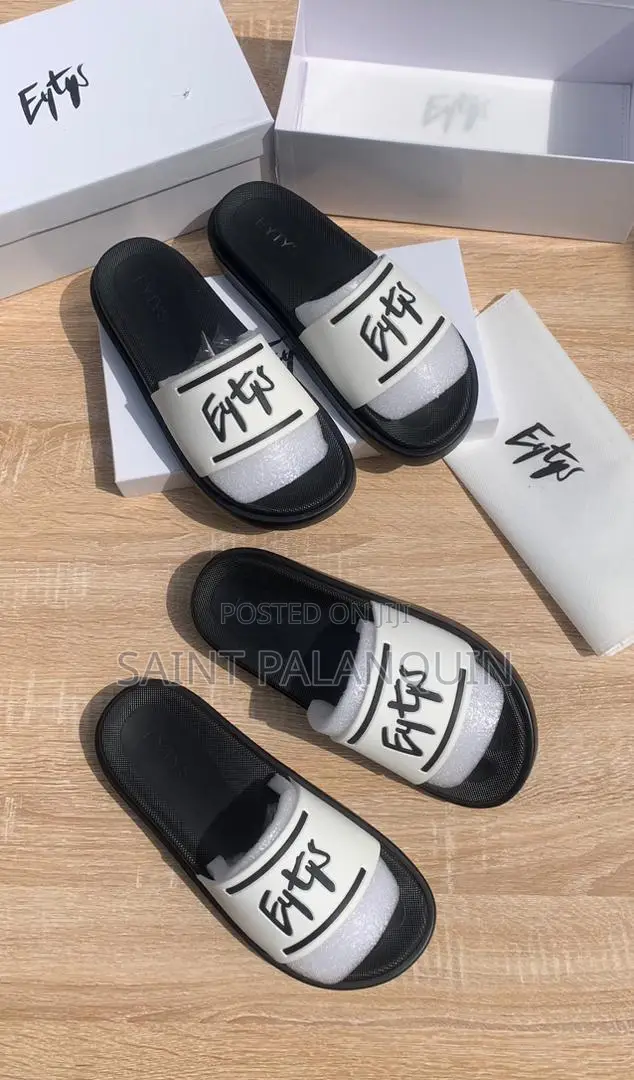 Eytys Slides