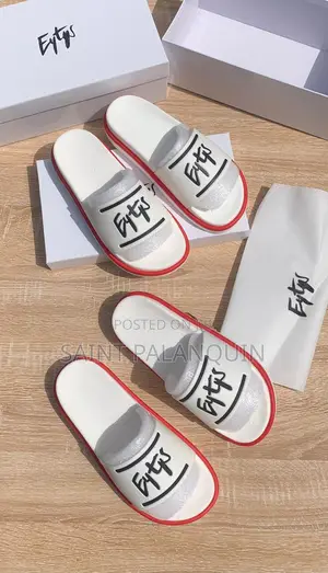 Eytys Slides