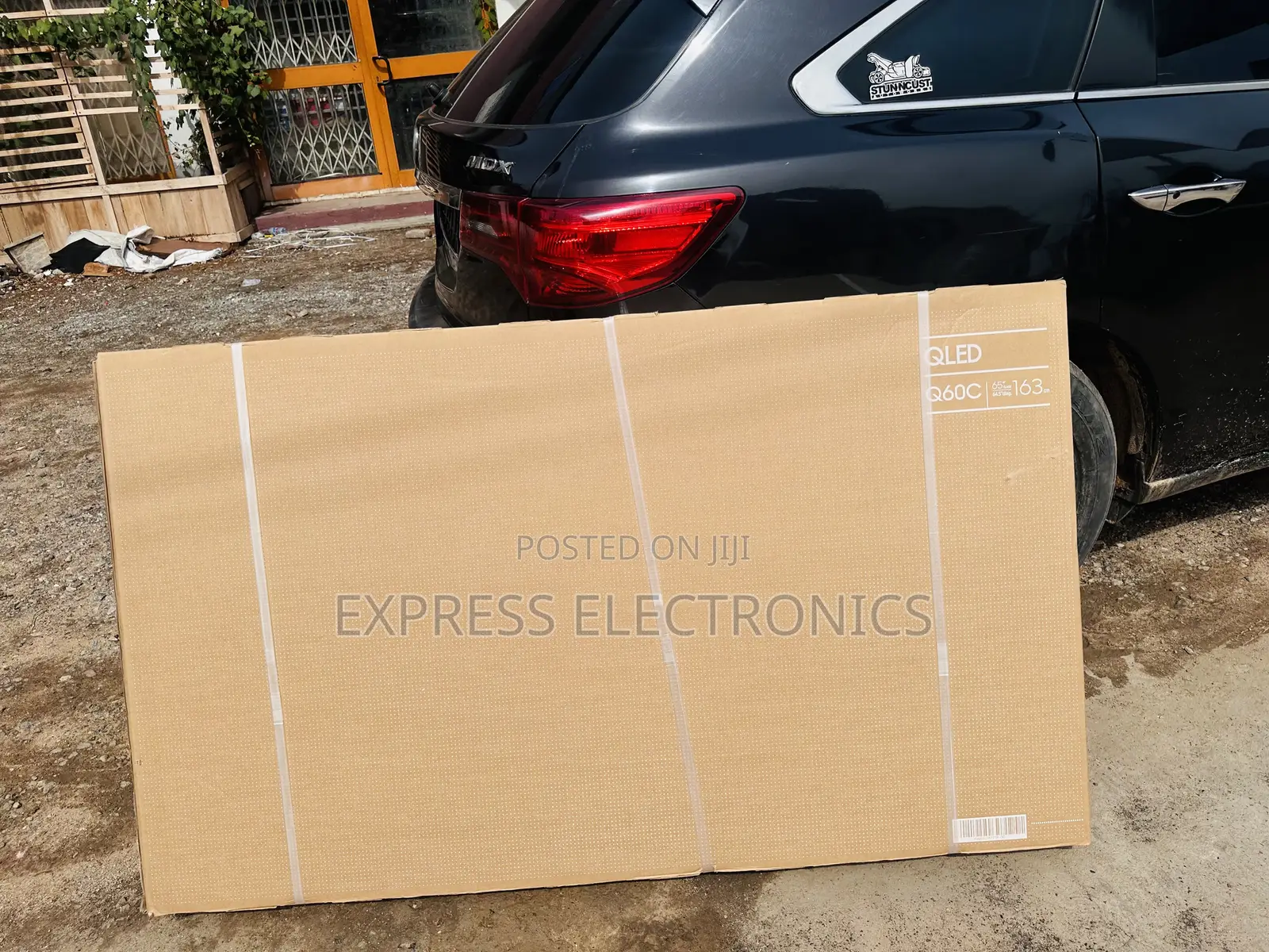 2023 Model Qled Samsung 65”Q60c