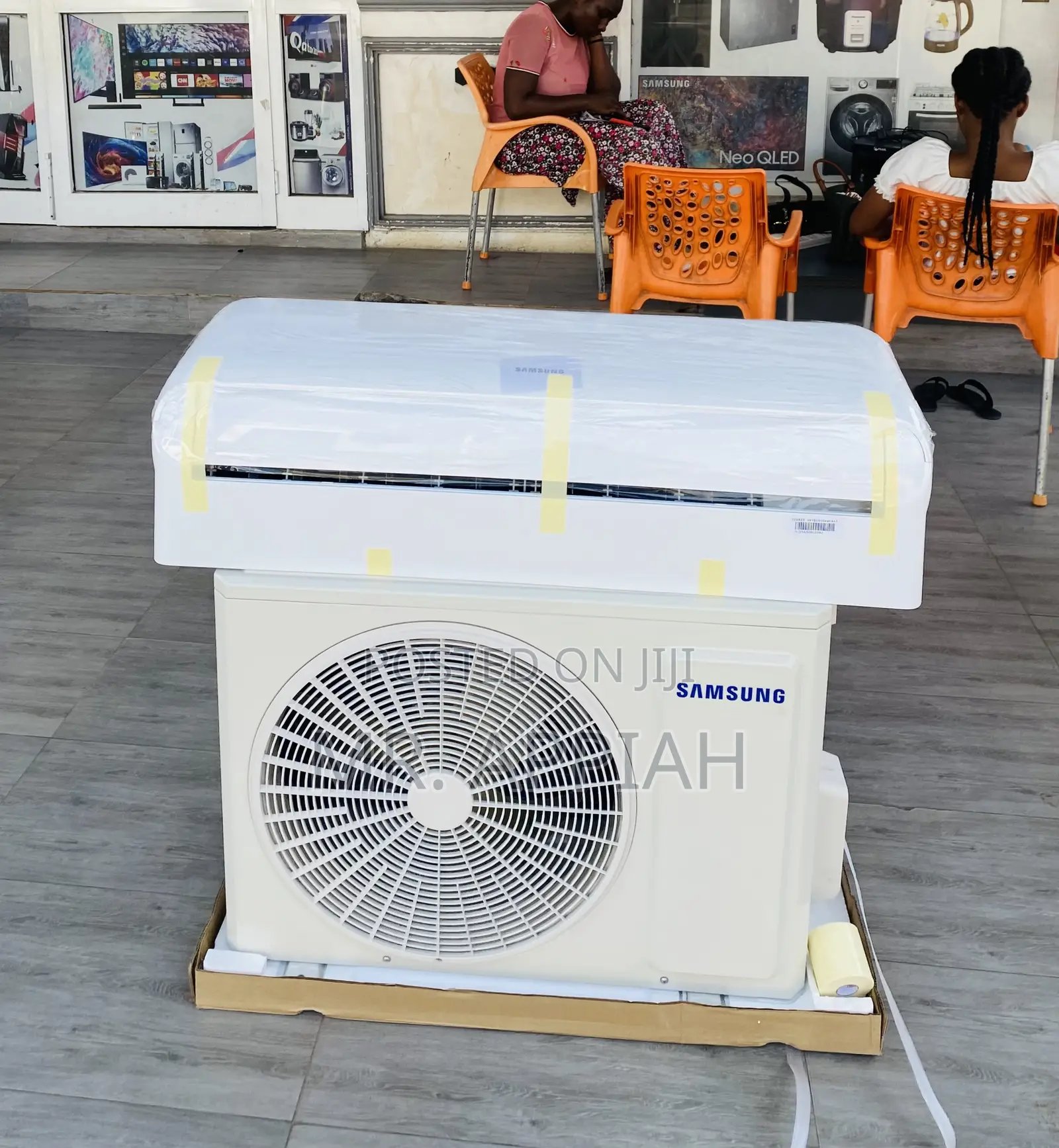 Energy Sufficient Samsung 2.5hp Split Type Ac(White)R410.