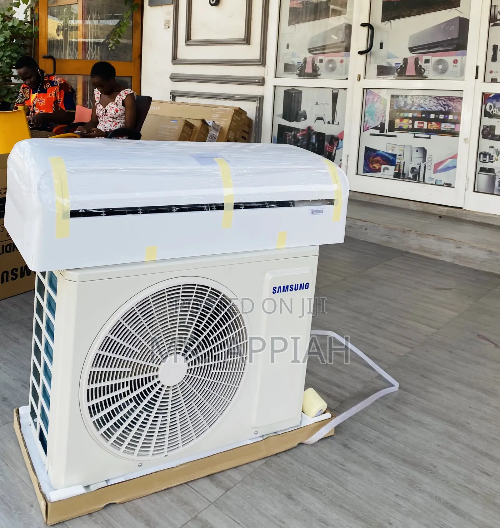 Authentic Samsung 2.0hp Split Type Ac(White)R410 Gas.