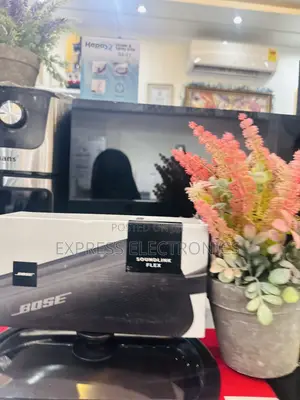 Beautiful Design Bose Sound Link Flex —Bluetooth Speaker