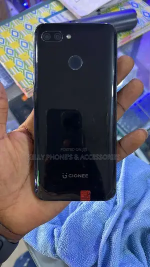 Gionee F9 32 GB Black