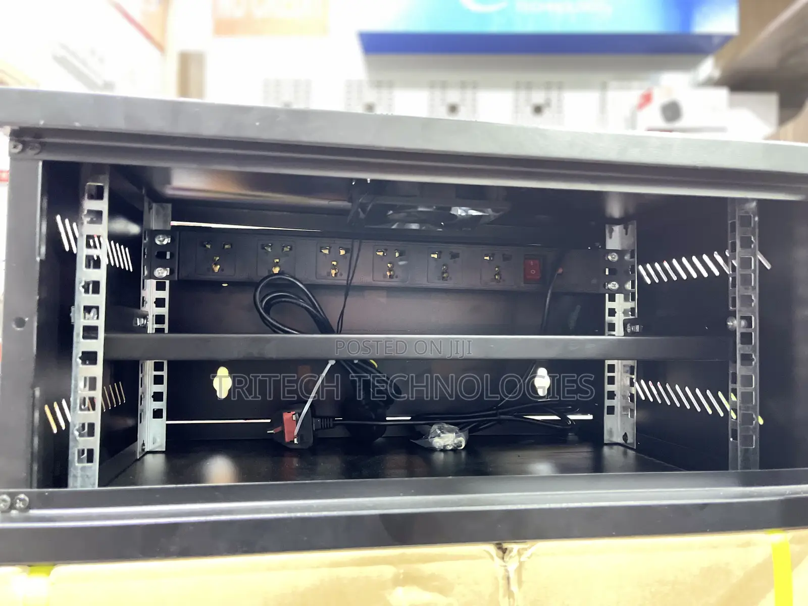 4u Rack Network Cabinet With(Fan,6way Pdu Extension, Tray)