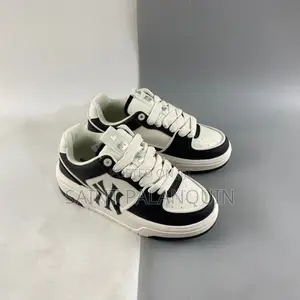 NY Sneaker