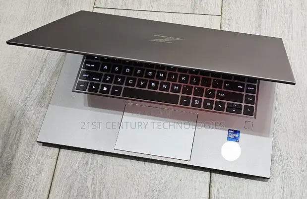Laptop HP ZBook Studio 32GB Intel Core i9 SSD 1T in East Legon - Main Image