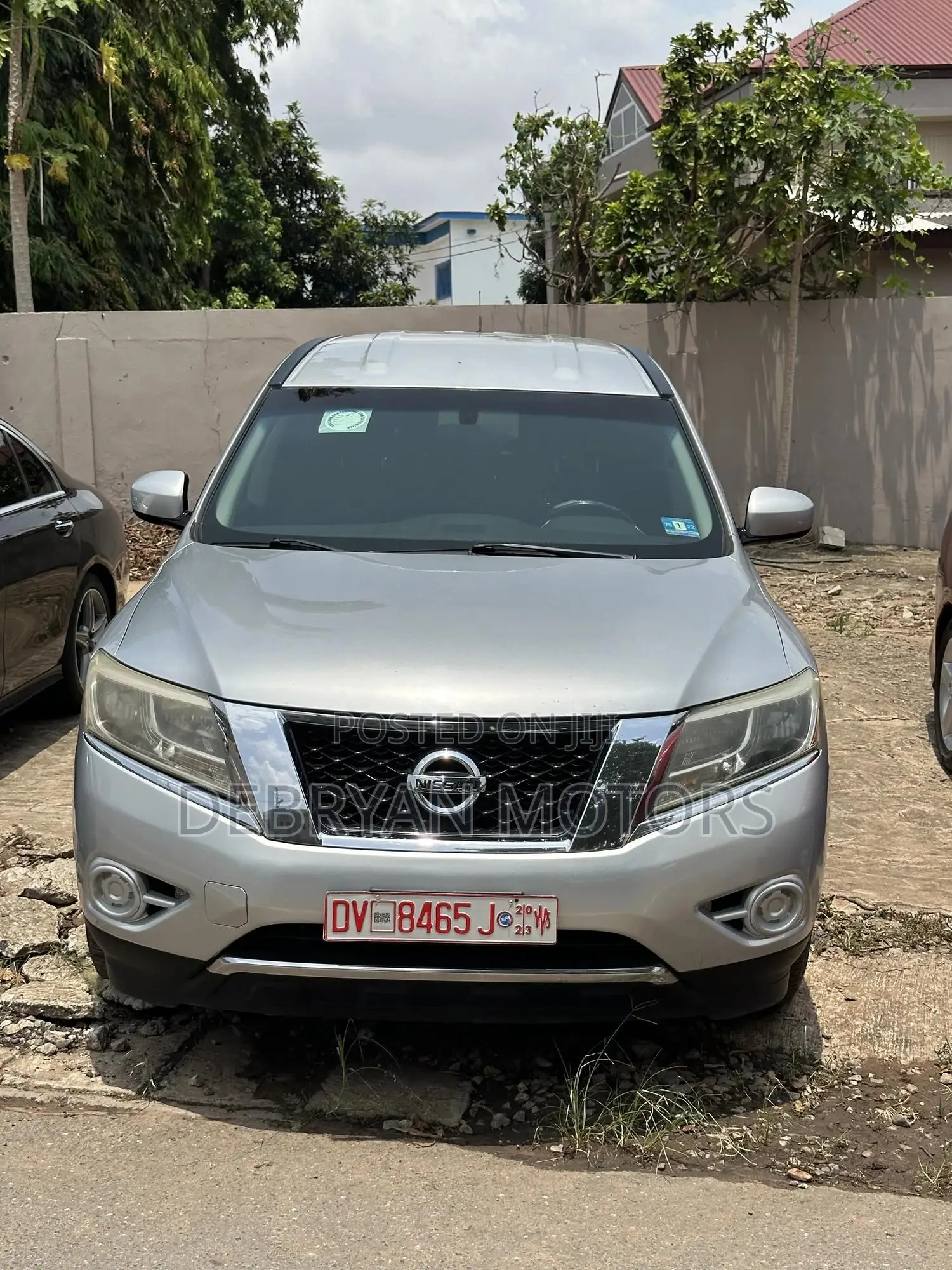 Nissan Pathfinder 2014 Silver
