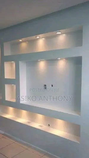 P.O.P TV Stand