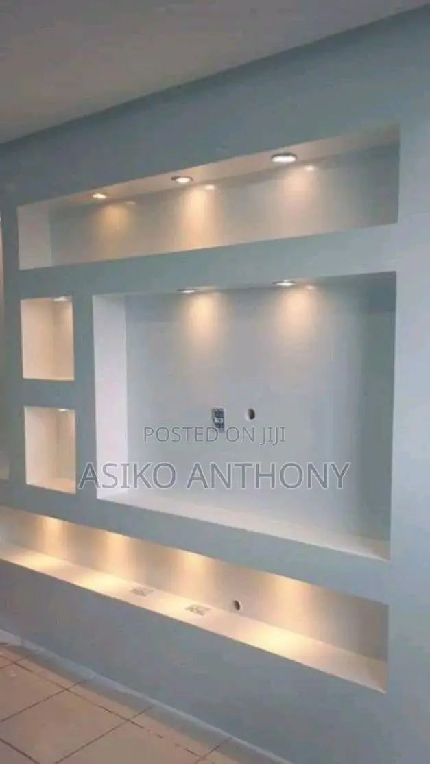 P.O.P TV Stand