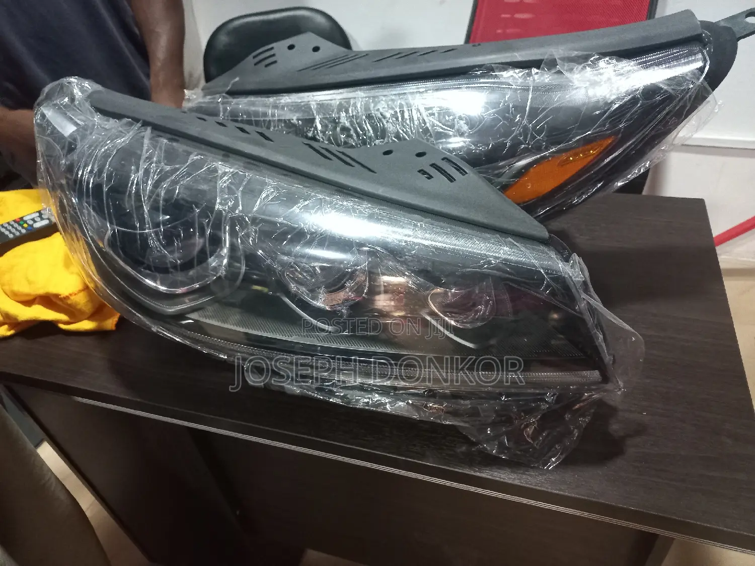 Sorento 2019,2020 Headlight Pair 3 Yoks