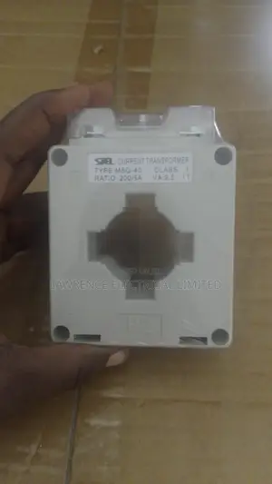 Current Transformer 200/5