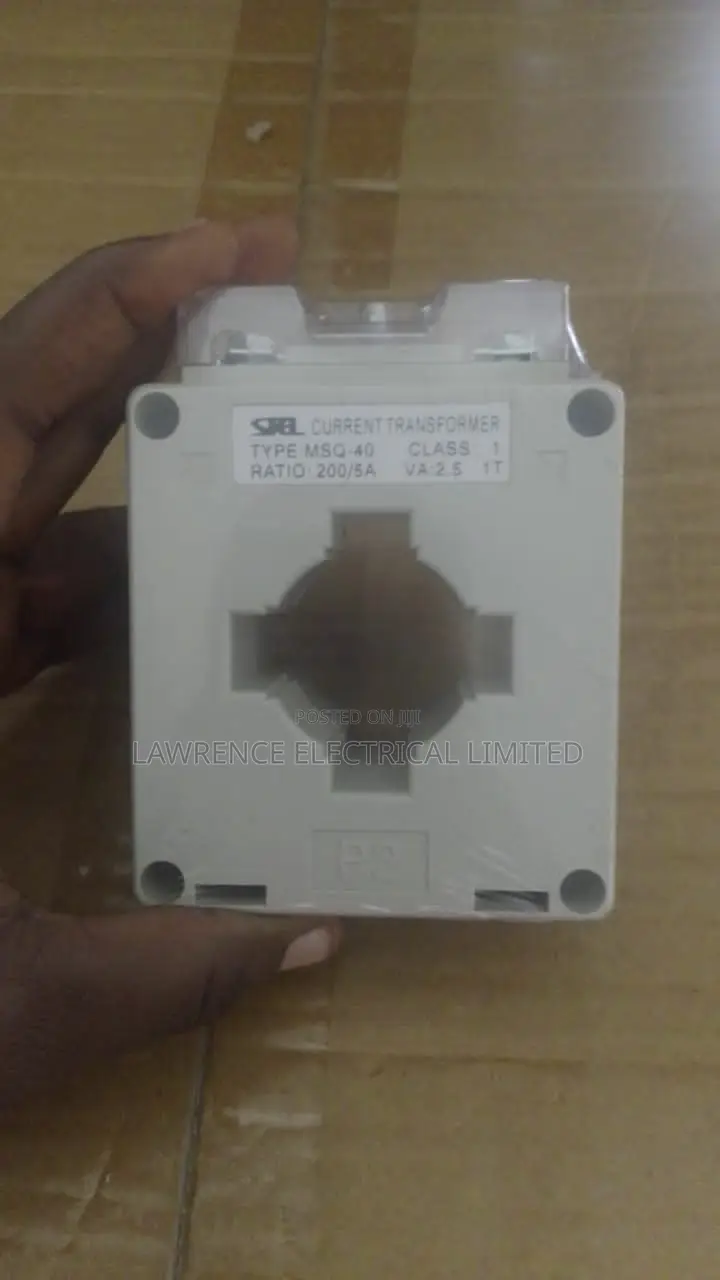Current Transformer 200/5