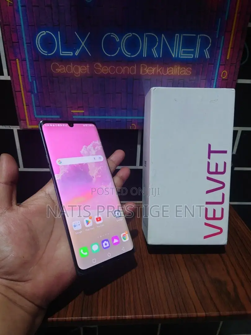 New LG Velvet 5G 128 GB Black
