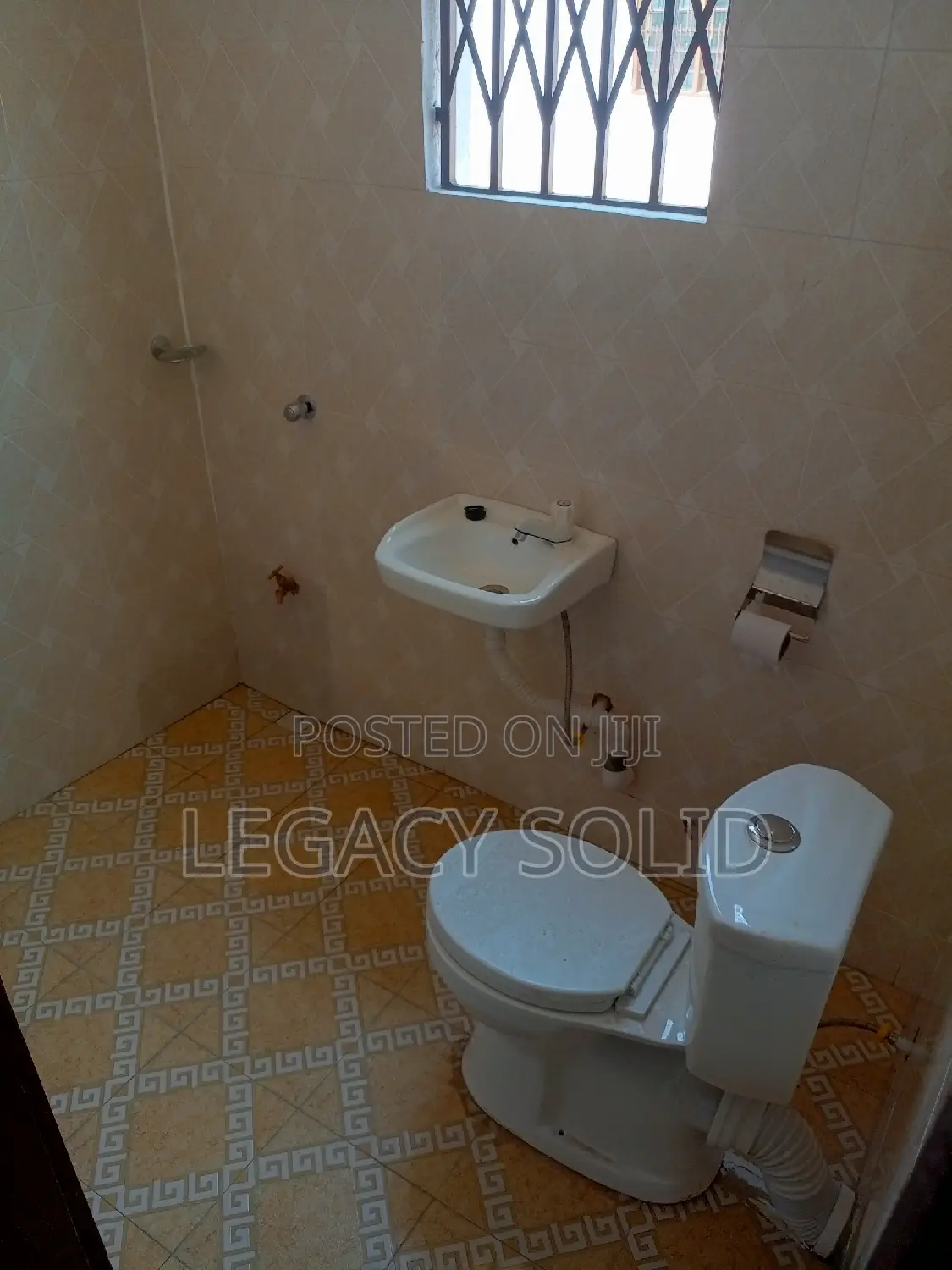 1bdrm Apartment in Legacy Solid Real, Teshie for rent