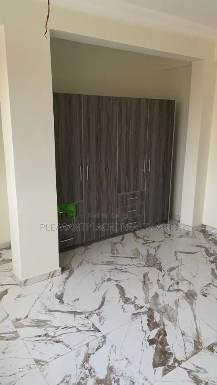 2bdrm Apartment in Pleasantplaces, West Legon for rent