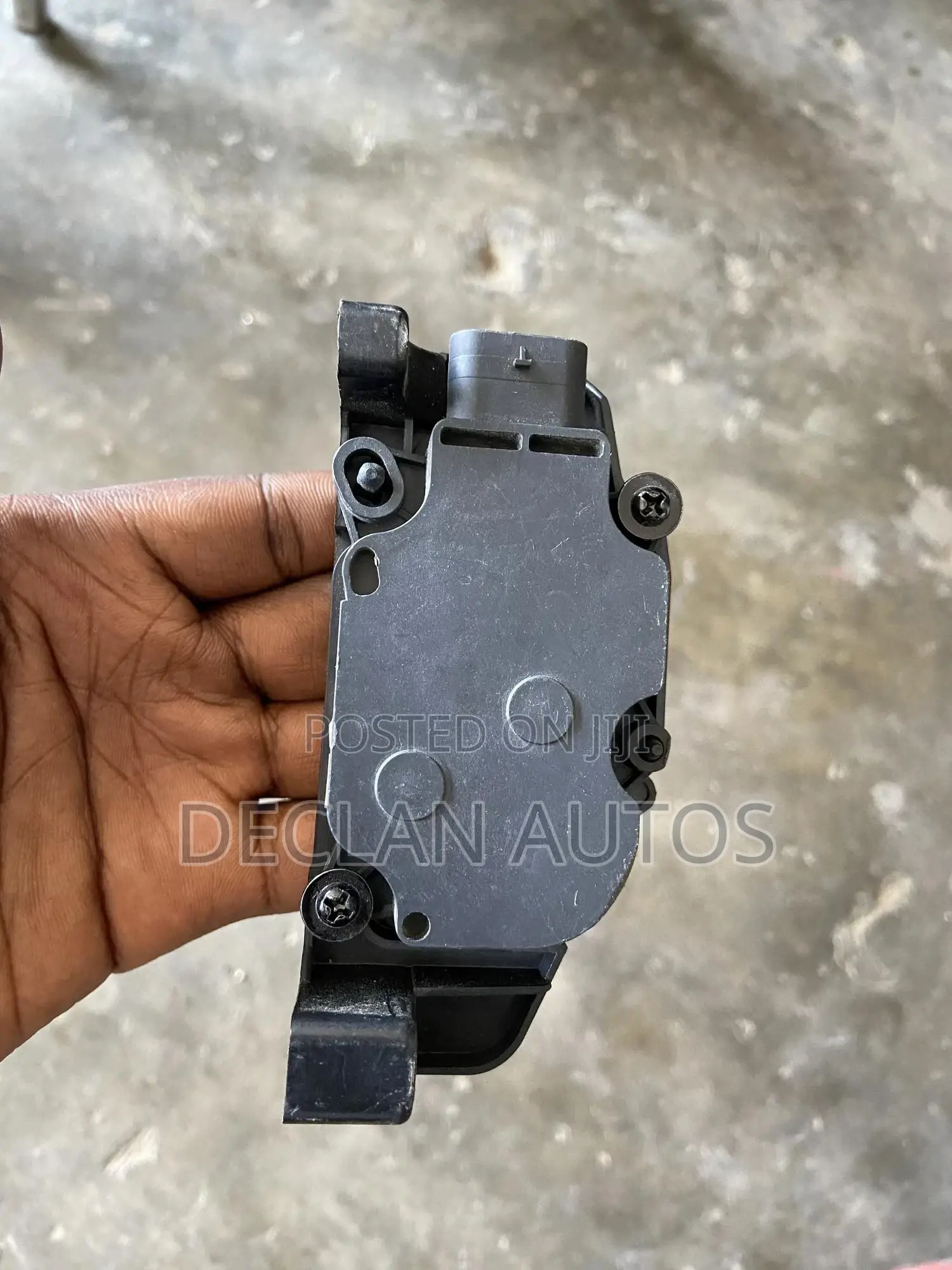 Honda Cr-v 2018 Shutter Grille Motor