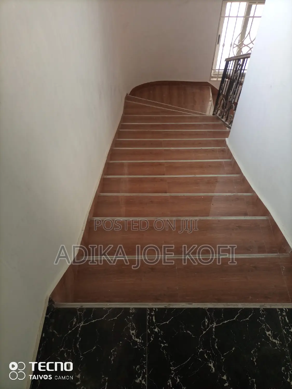 Joefel Tilling Construction Decor