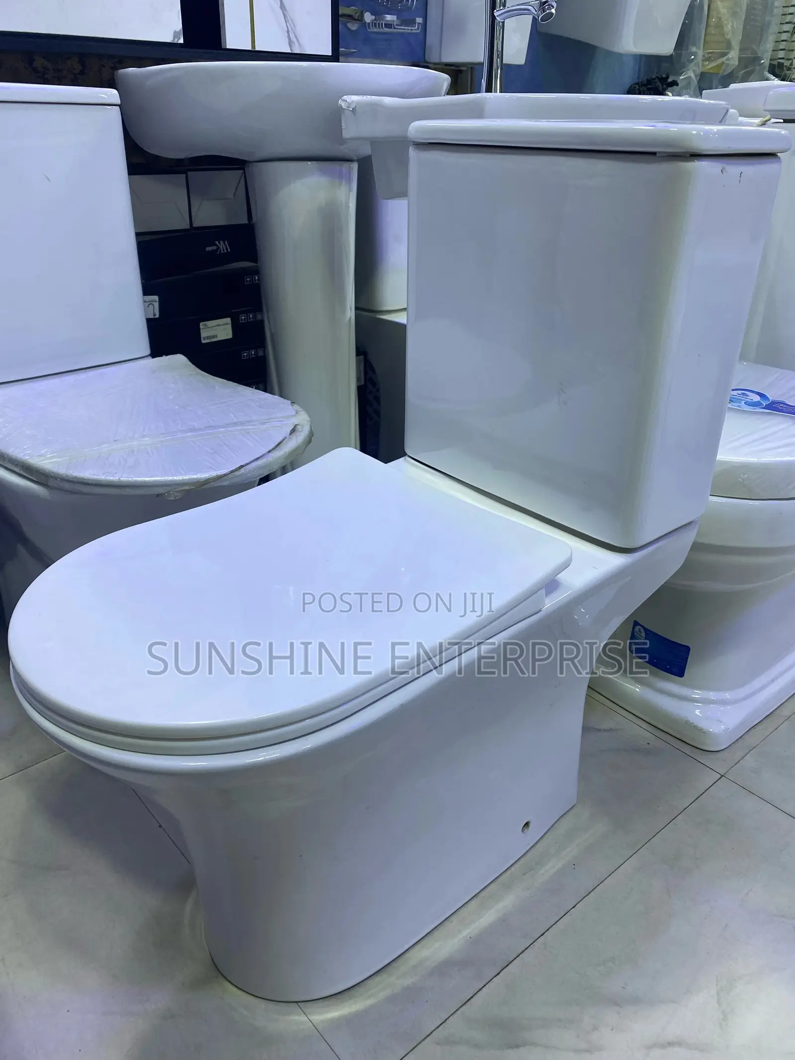 Frencia Portable Water Closet