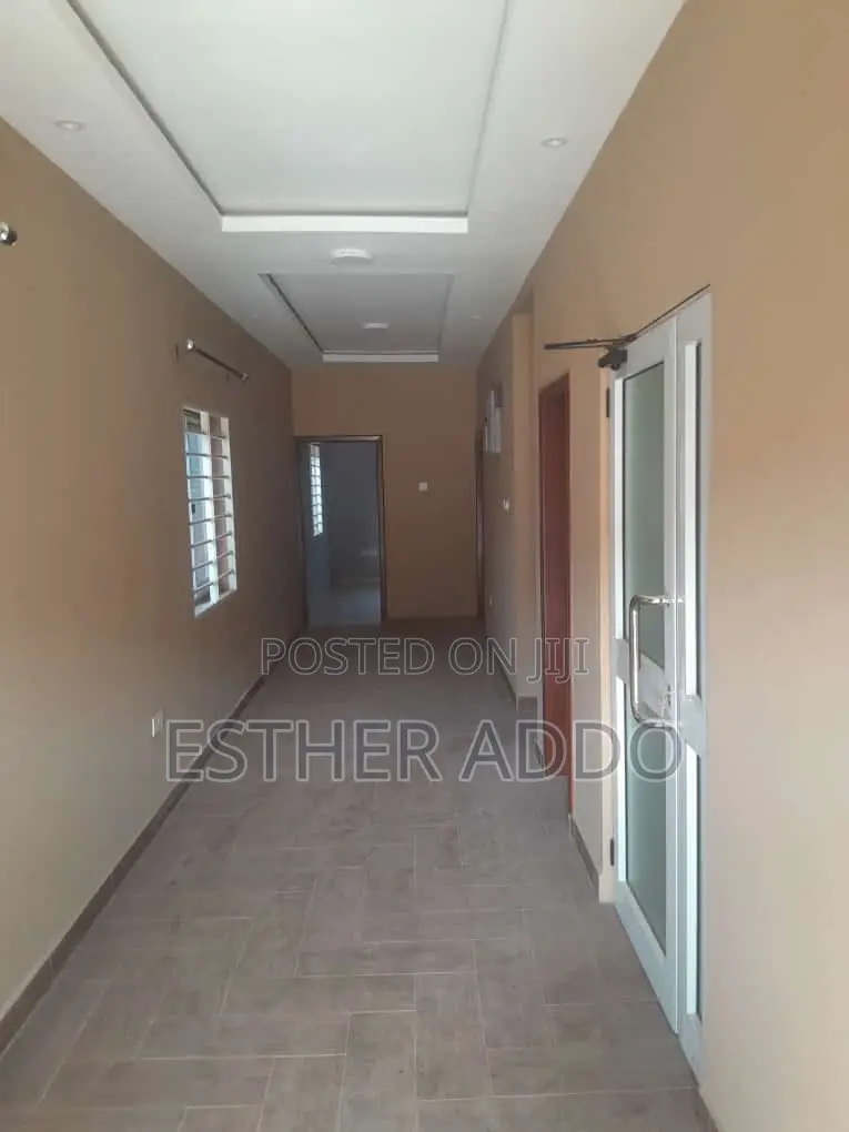 4bdrm Duplex in Ashaley Botwe for rent