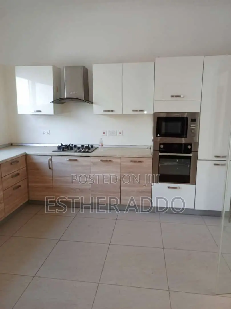 4bdrm Duplex in Ashaley Botwe for rent