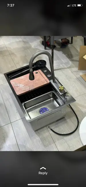 Huma Water Fall Sink With Glass Cup Wash