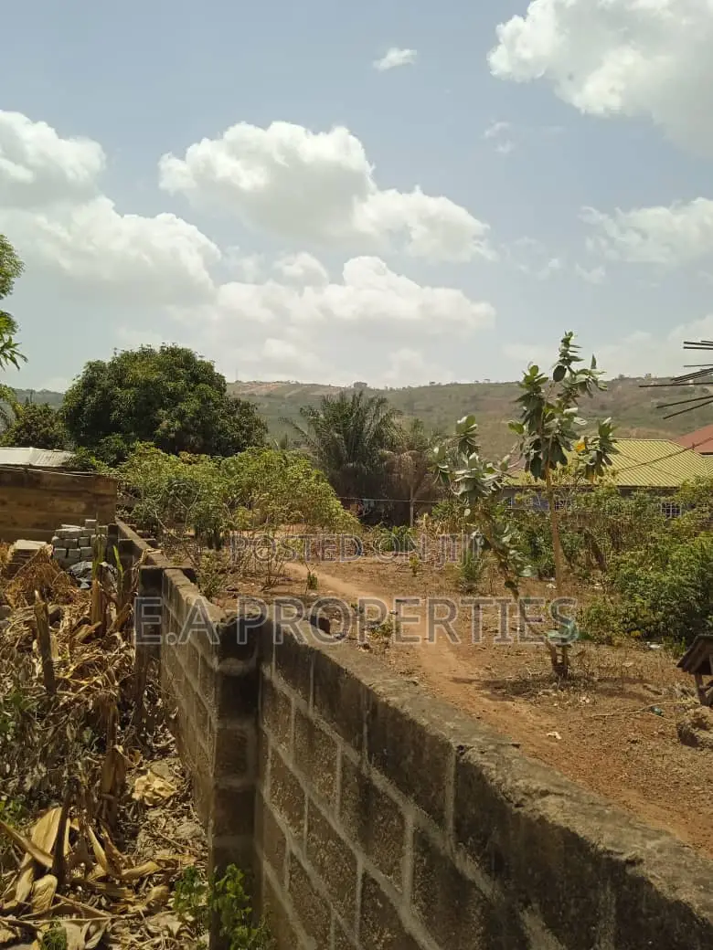 Oyarifa Land Title