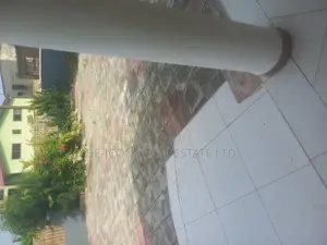 4bdrm Mansion in De-Icons Real Estate, Awutu Senya East Municipal