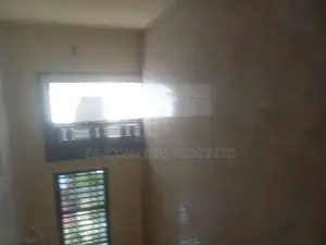4bdrm Mansion in De-Icons Real Estate, Awutu Senya East Municipal
