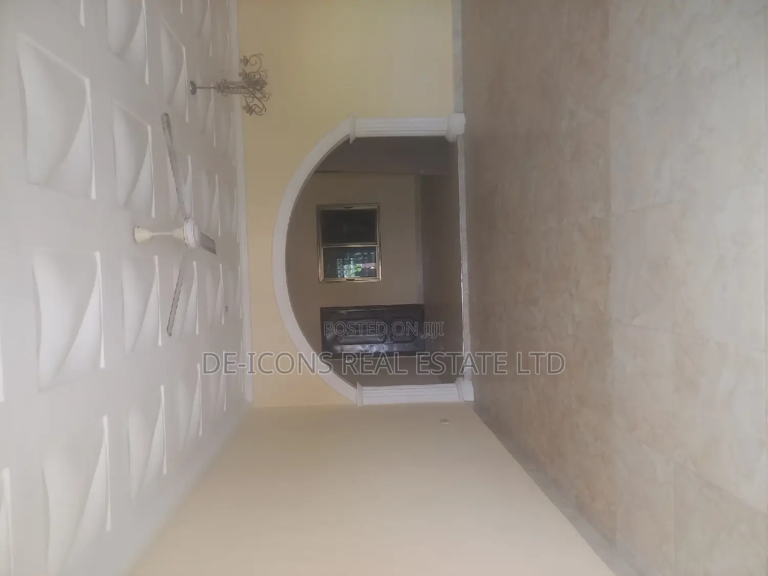 4bdrm Mansion in De-Icons Real Estate, Awutu Senya East Municipal