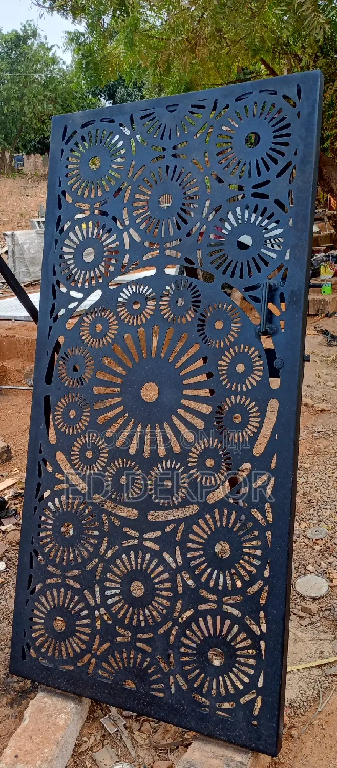 Hill Small CNC Small Gate