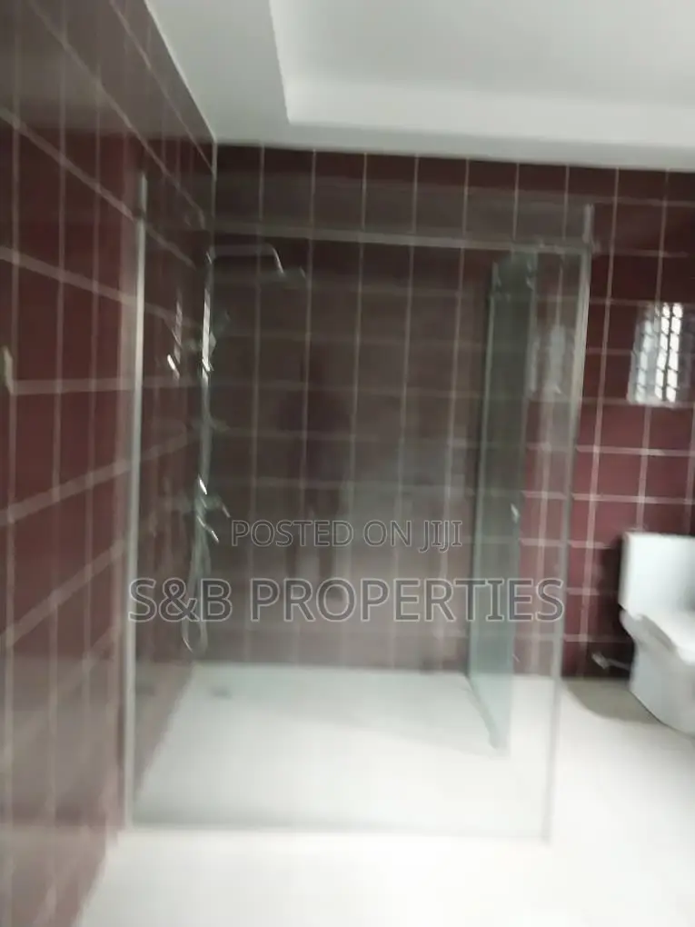 4bdrm House in West Legon for sale