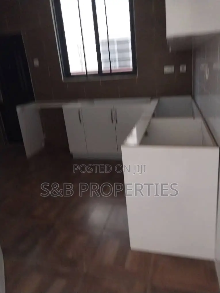 4bdrm House in West Legon for sale