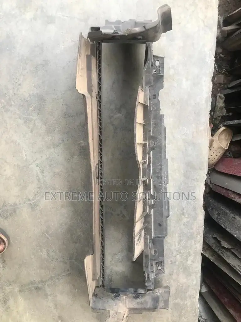 HONDA ACCORD Front Radiator Air Duct Vent 2019
