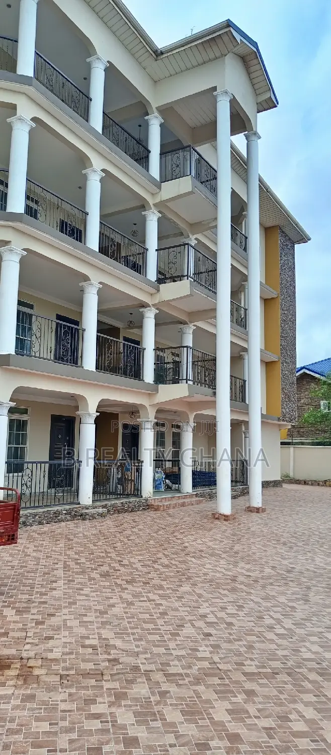 3bdrm Apartment in Gated Estate, Coca Cola for rent