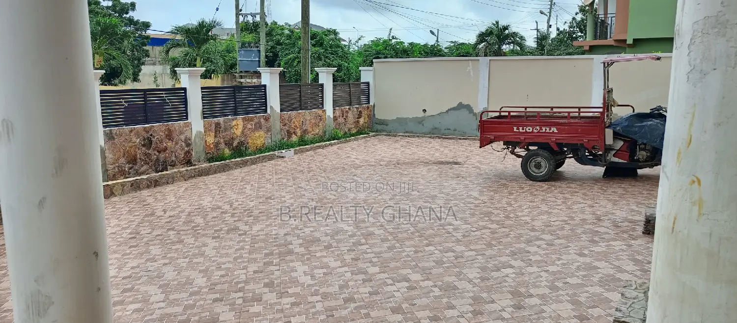 3bdrm Apartment in Gated Estate, Coca Cola for rent