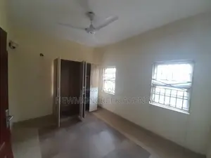 14bdrm Duplex in Ashongman Estate, Accra Metropolitan for sale