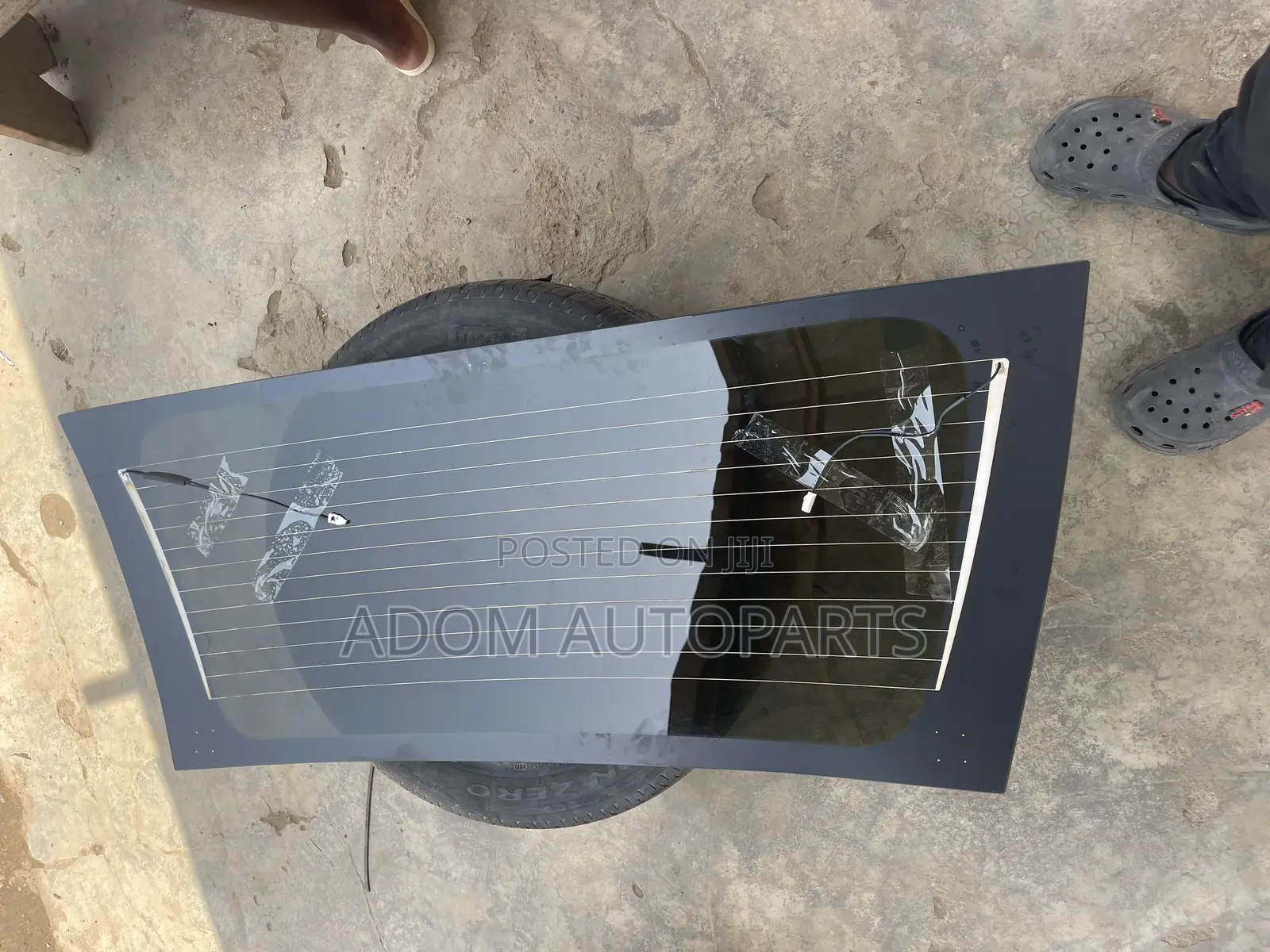 Land Cruiser Prado Back Glass