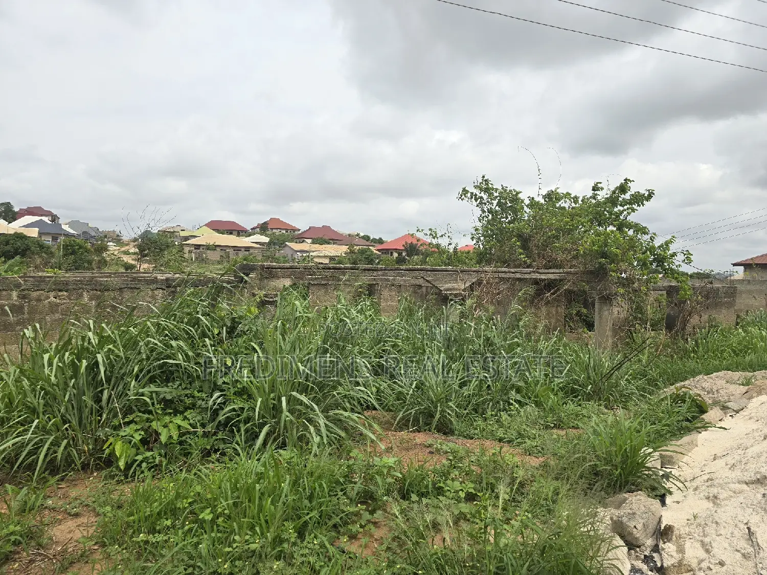 6bdrm House in Fredimens Real, Afigya-Kwabre for sale