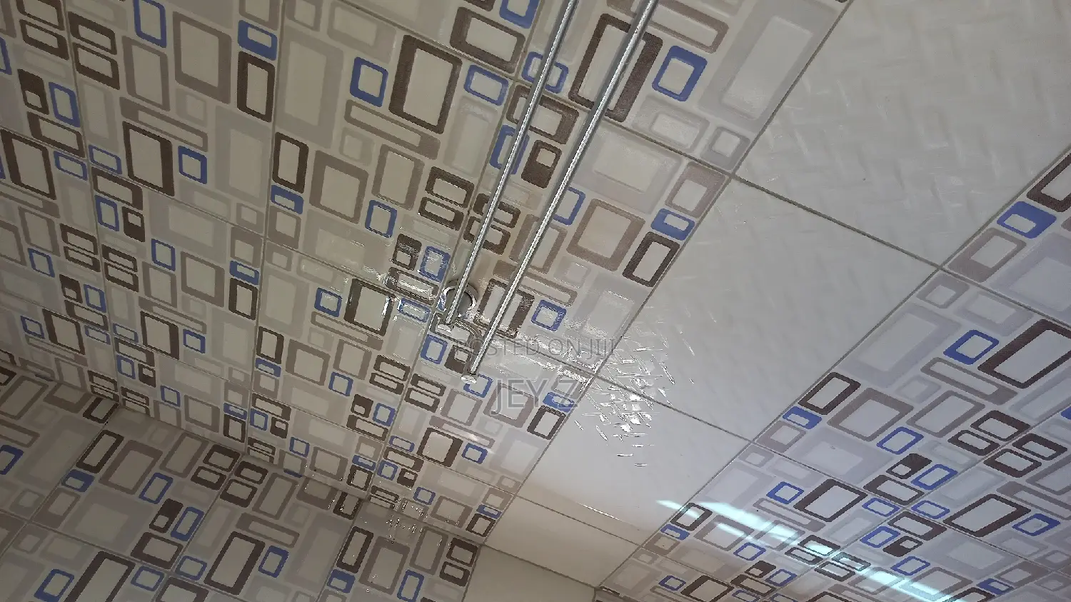Unique Tiling
