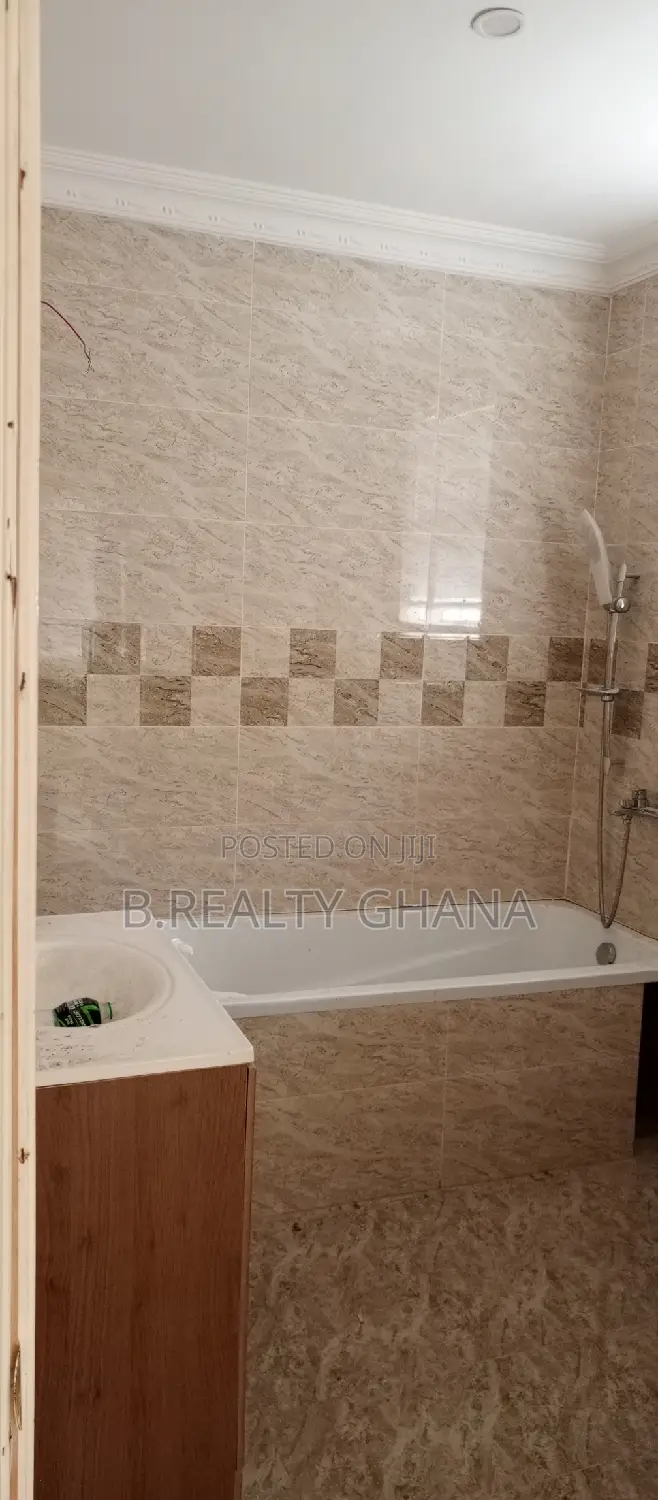 3bdrm Apartment in Gated Estate, Coca Cola for rent